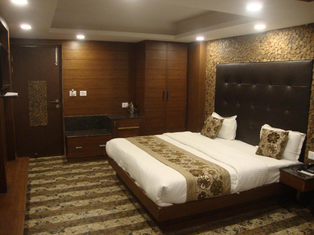 Hotel Hamers International Mussoorie Bagian luar foto