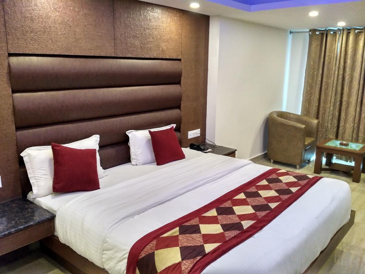 Hotel Hamers International Mussoorie Bagian luar foto