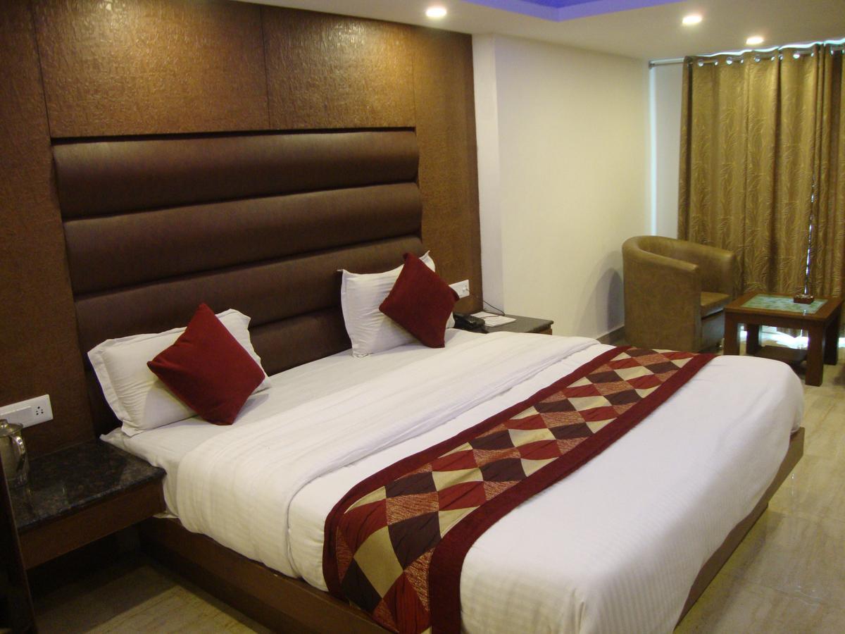 Hotel Hamers International Mussoorie Bagian luar foto