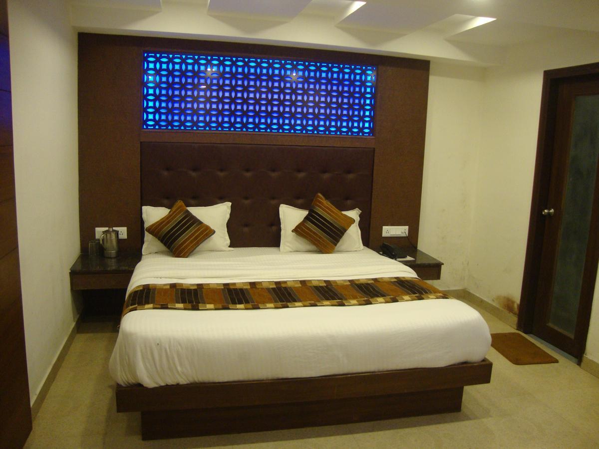 Hotel Hamers International Mussoorie Bagian luar foto