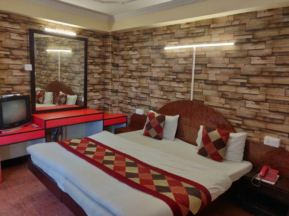 Hotel Hamers International Mussoorie Bagian luar foto