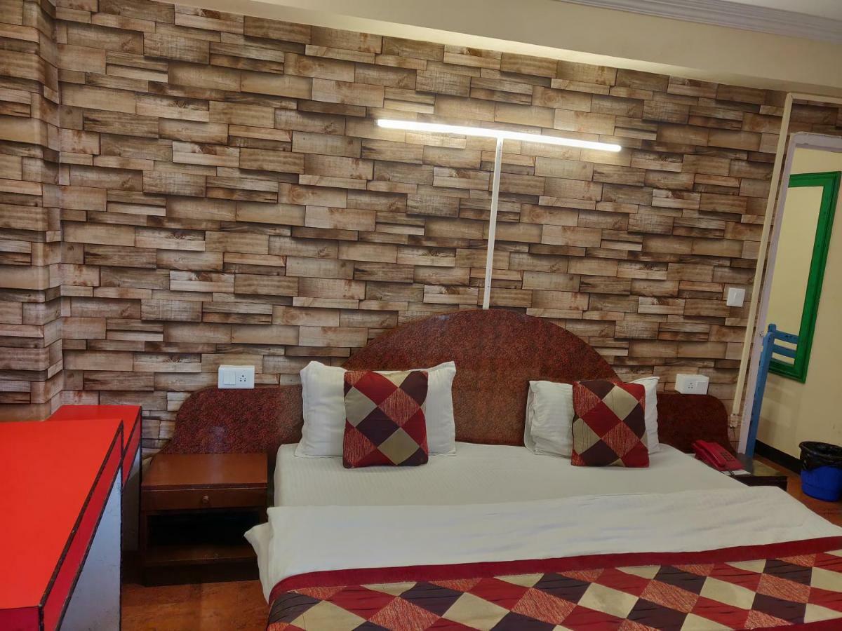 Hotel Hamers International Mussoorie Bagian luar foto